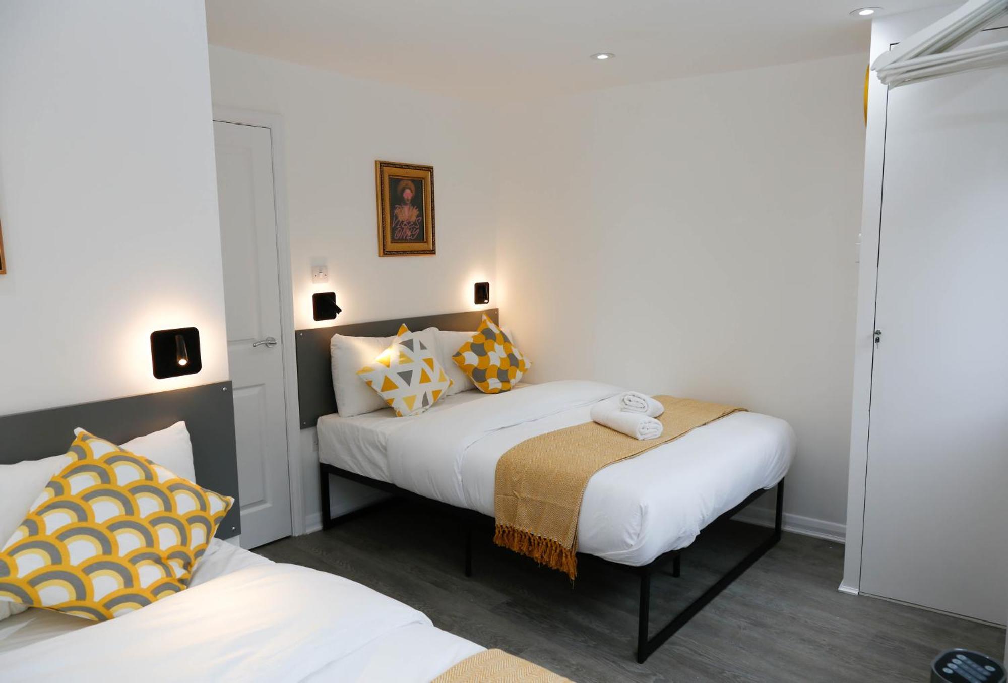 New Luxury Apartments In Central London Next To Shops, Cafes, Bars & Metro Exterior foto